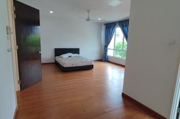 Isola Villa @ Senibong Cove