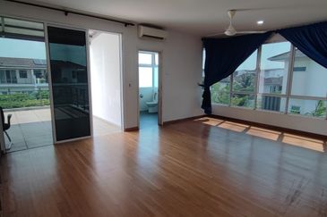 Isola Villa @ Senibong Cove