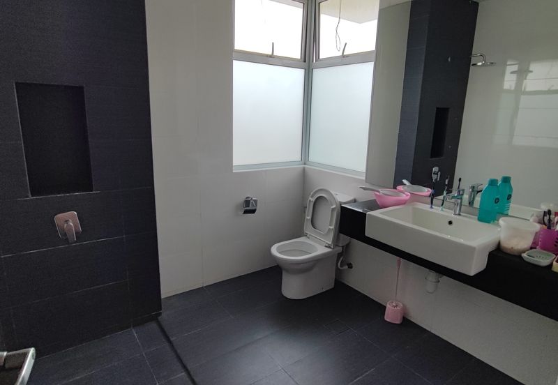 Isola Villa @ Senibong Cove