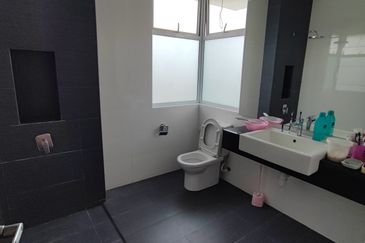 Isola Villa @ Senibong Cove