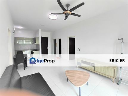 Sky Oasis Apartment, Setia Indah. 2+1 Bedrooms For Rent, Johor, Johor Bahru