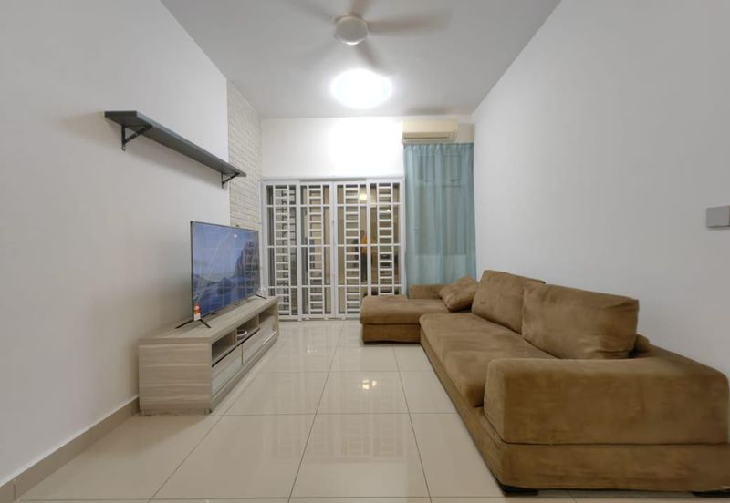 Meridin Bayvue Apartment