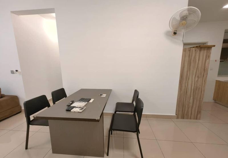 Meridin Bayvue Apartment