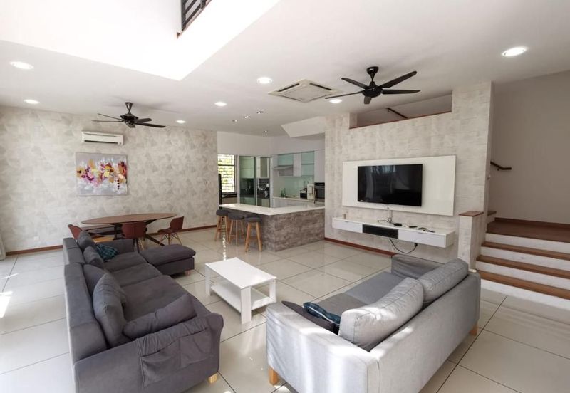 Isola Villa @ Senibong Cove