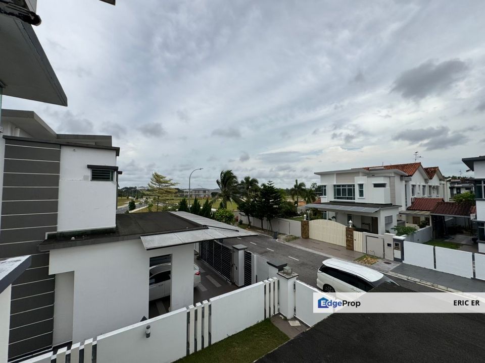Taman Gaya Precint 5B, Ulu Tiram. Two Storey Link Bungalow For Sale, Johor, Ulu Tiram
