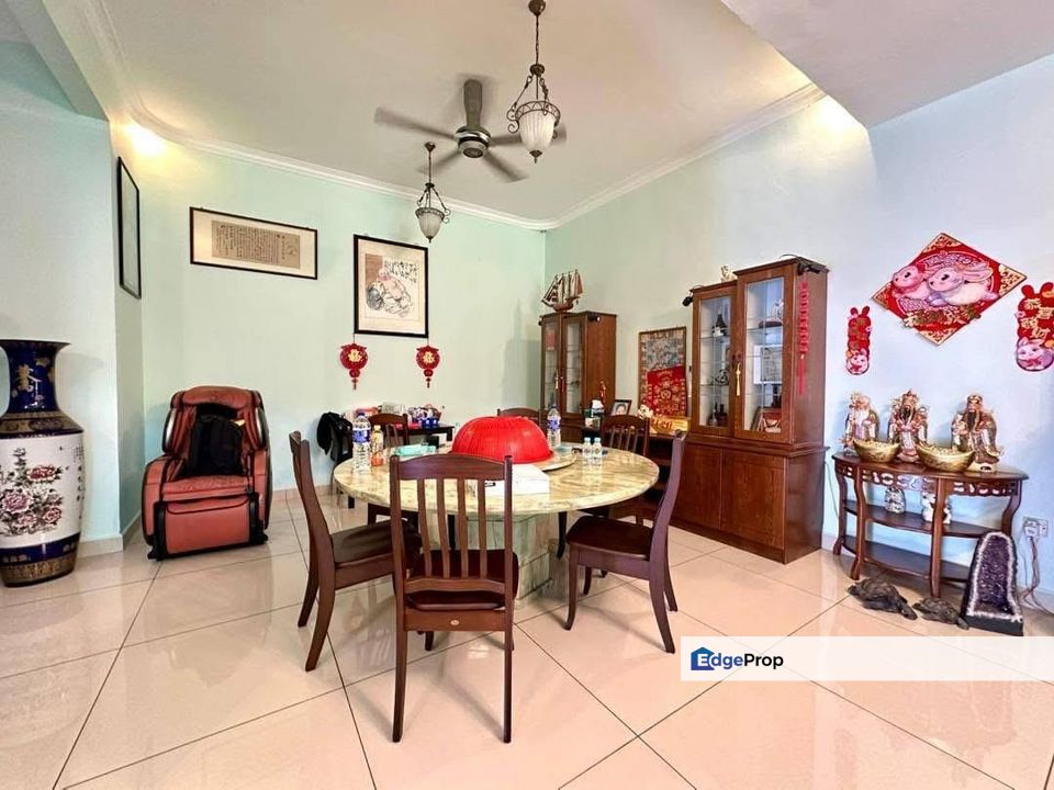 Bandar Putra Kulai @ IOI Palm Villa Gate A Double Storey Bungalow For Sale, Johor, Kulai