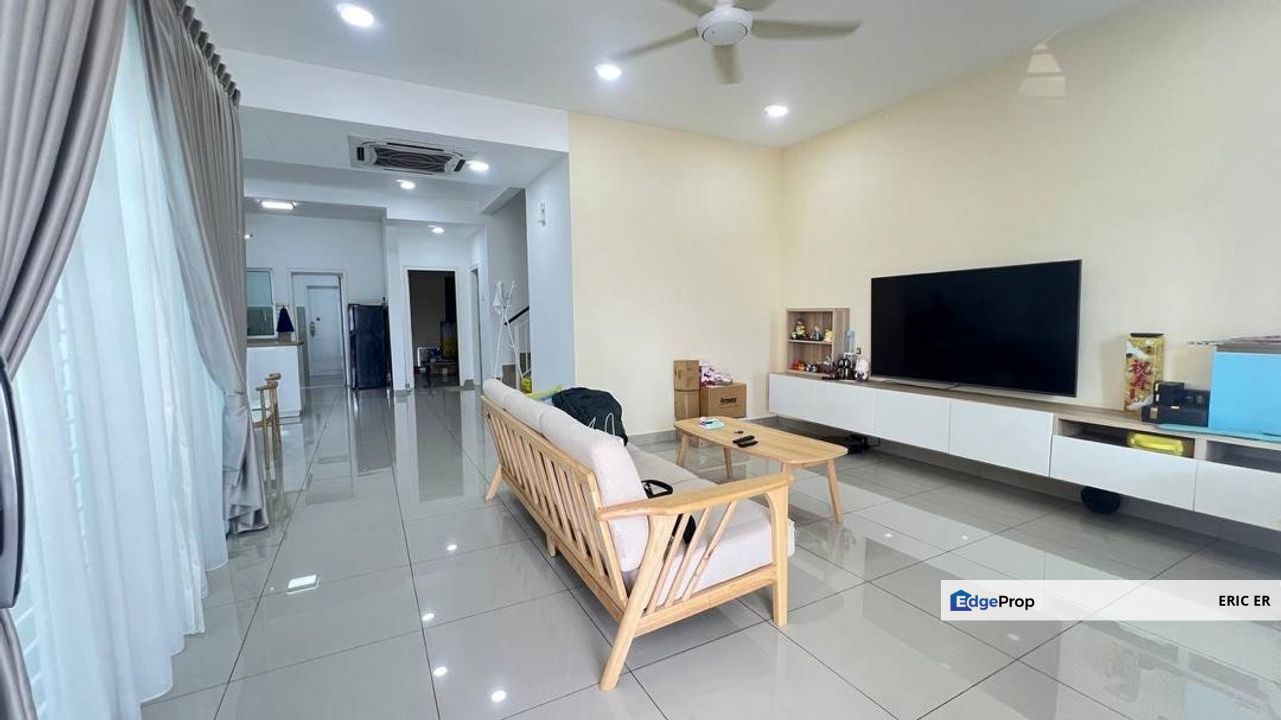 Ayera Residence, Masai. Double Storey Terrace For Rent, Johor, Masai