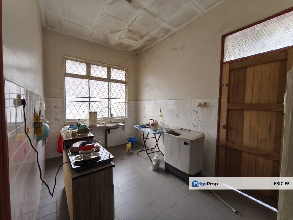 Taman Senai Utama, Senai. Single Storey Terrace House For Sale, Johor, Senai