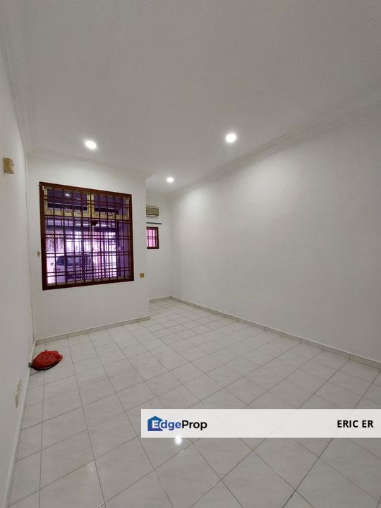 Taman Puteri Wangsa, Ulu Tiram. Single Storey Terrace House For Sale, Johor, Ulu Tiram