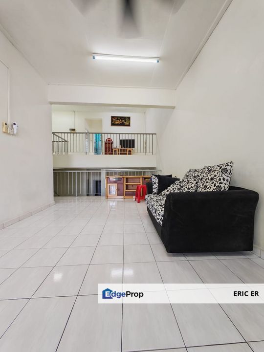 Taman Bukit Jaya, Ulu Tiram. 1.5 Storey Terrace House For Sale ( Renovated & Nice unit), Johor, Ulu Tiram