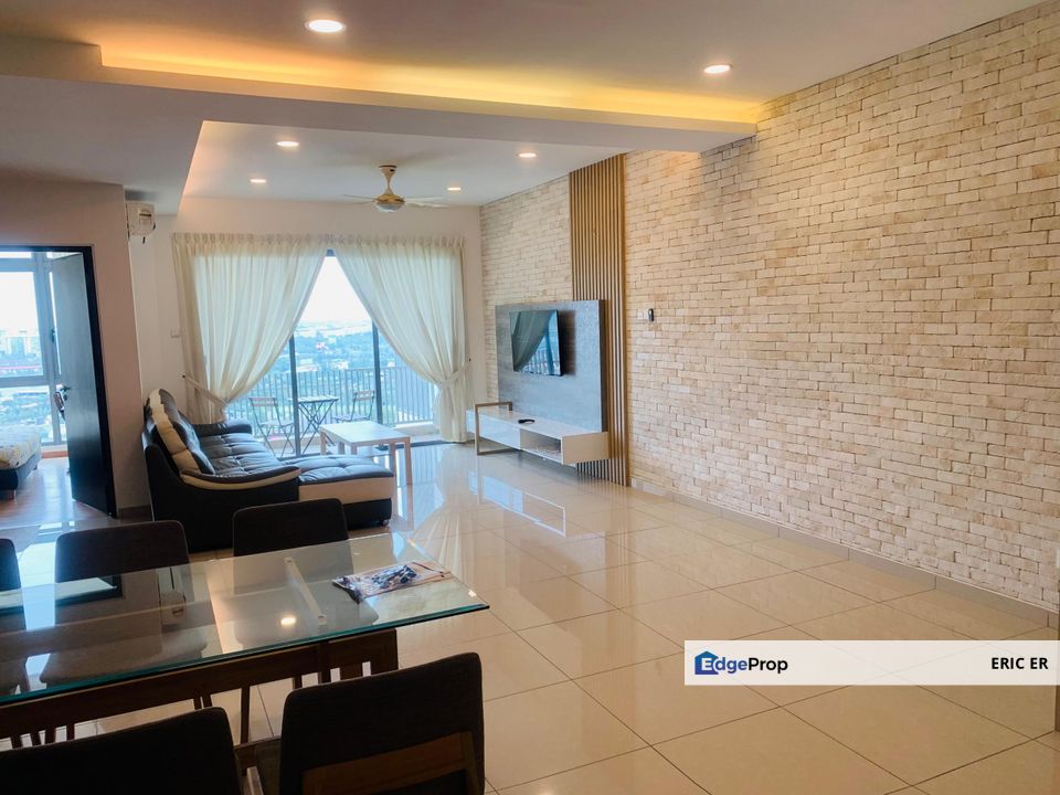Taman Molek @ Molek Pine 3, Johor Bahru. 3+1 Bedrooms High Floor For Sale, Johor, Johor Bahru