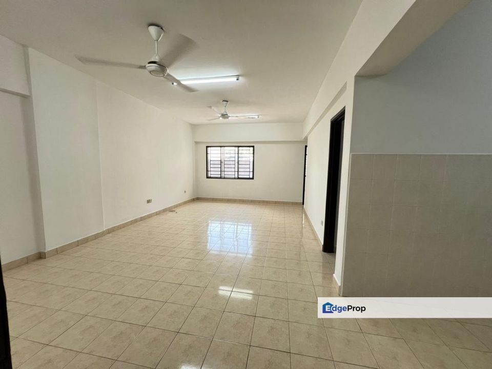 Bayu Puteri 3 Apartment, Permas Jaya 3 Bedrooms For Sale, Johor, Johor Bahru
