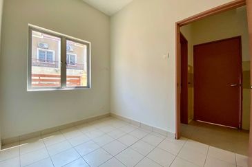 Opulenia @ Denai Alam