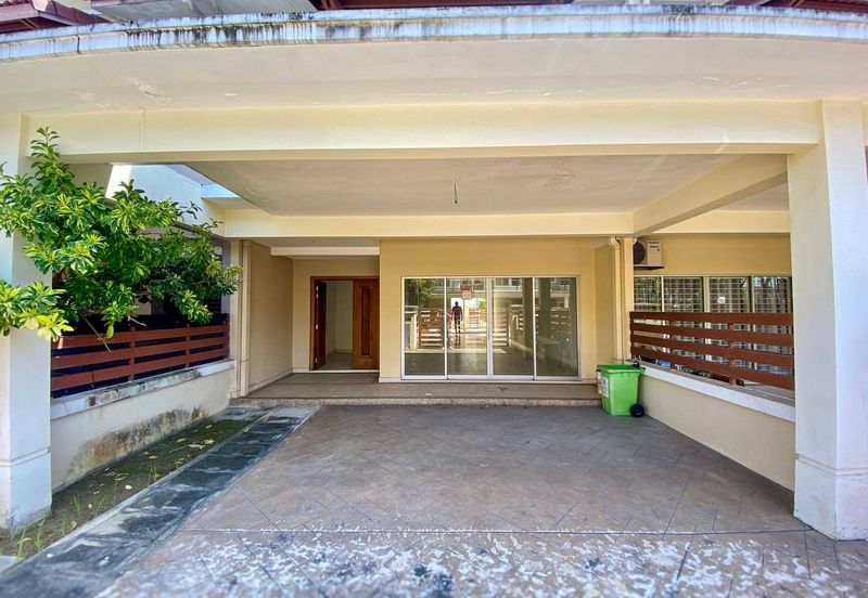 Opulenia @ Denai Alam