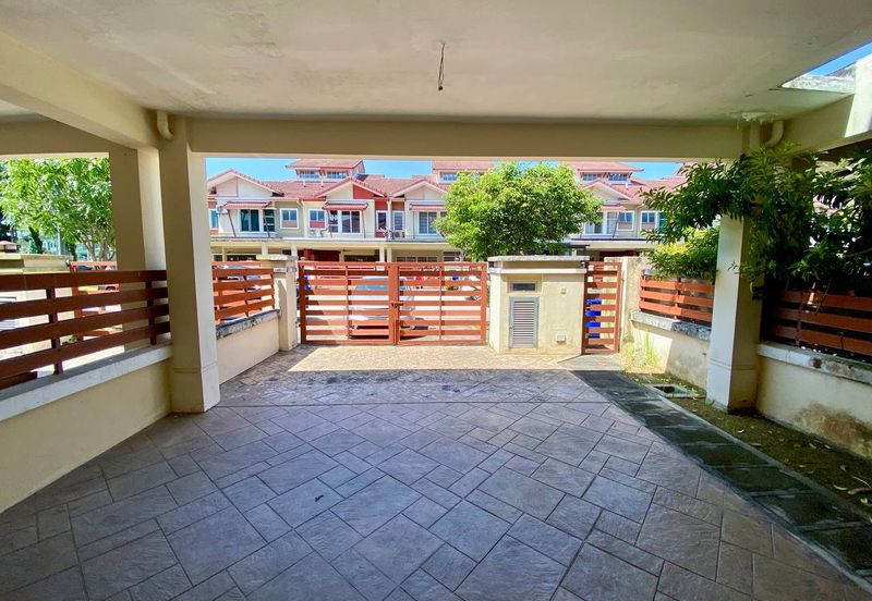 Opulenia @ Denai Alam