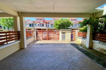 Opulenia @ Denai Alam