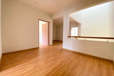 Opulenia @ Denai Alam