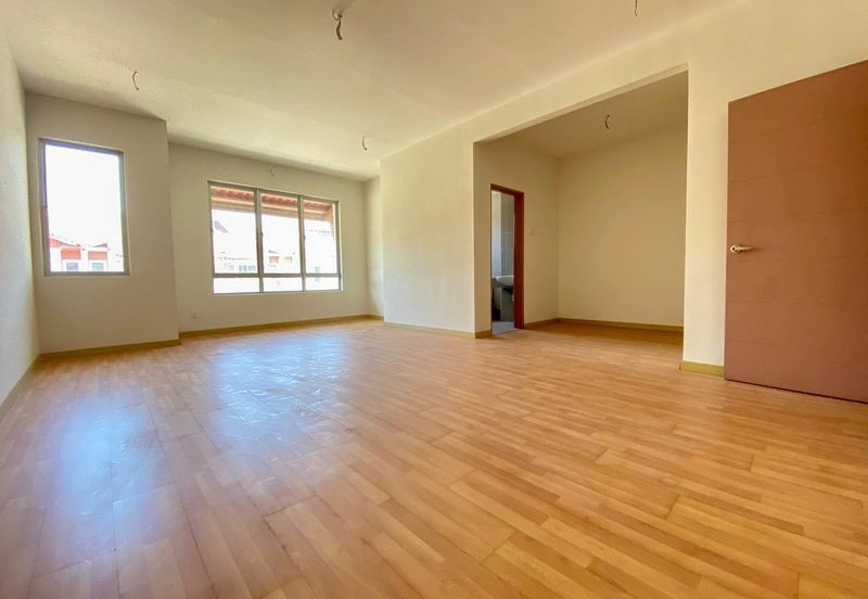 Opulenia @ Denai Alam