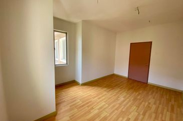 Opulenia @ Denai Alam