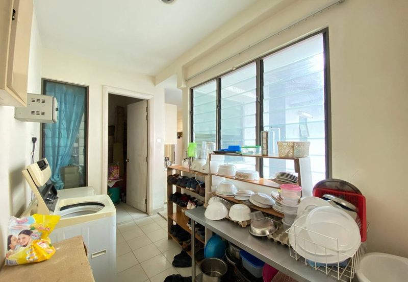 Ara Hill Condominium