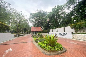 Ara Hill Condominium