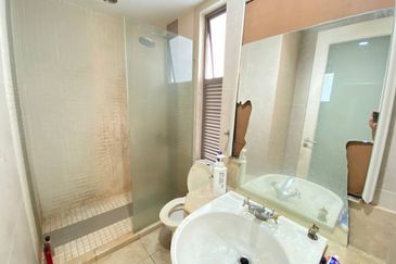 Ara Hill Condominium