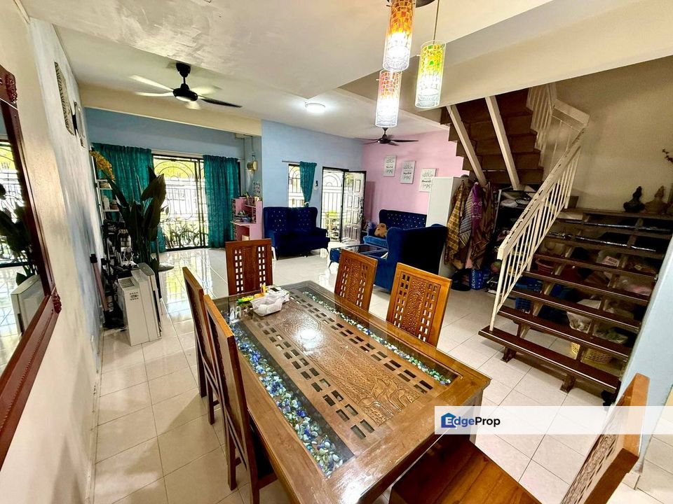 DOUBLE STOREY Terrace House Jalan Anggerik Aranda Seksyen 31 Kota Kemuning Shah Alam, Selangor, Shah Alam