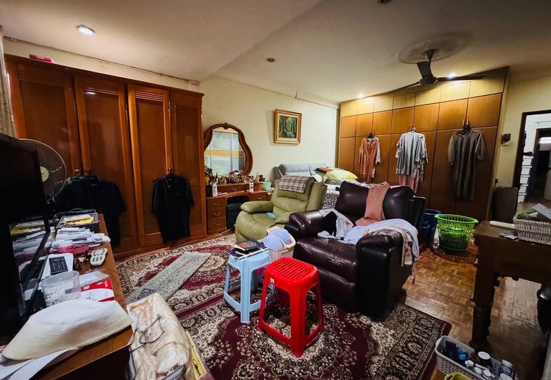 Seksyen 4, Shah Alam