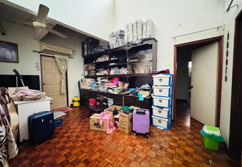 Seksyen 4, Shah Alam