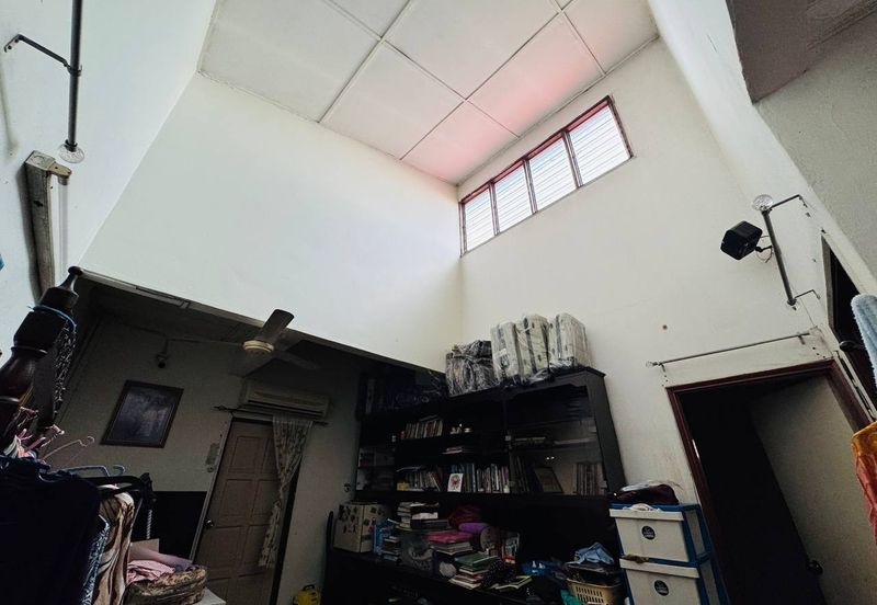 Seksyen 4, Shah Alam