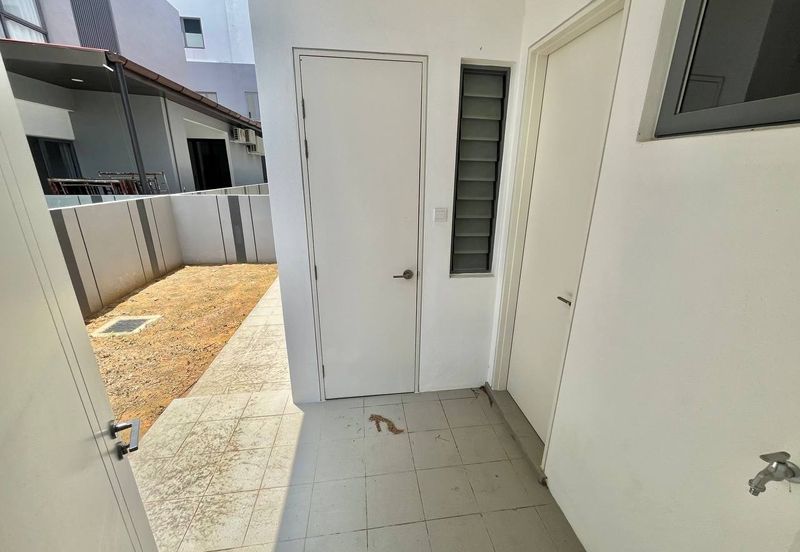 Broadleaf Residences, Hometree