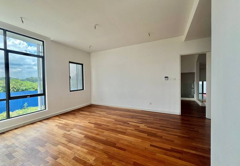 Broadleaf Residences, Hometree