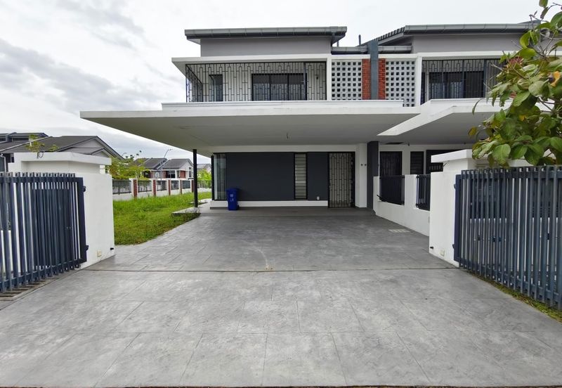 Elmina Green Three @ City of Elmina