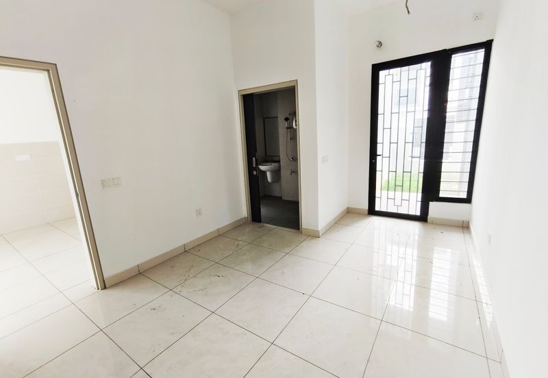 Elmina Green Three @ City of Elmina