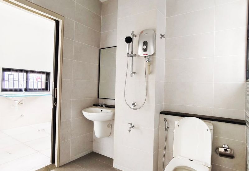 Elmina Green Three @ City of Elmina