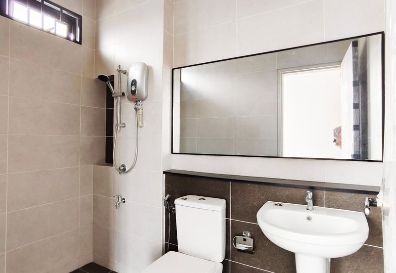 Elmina Green Three @ City of Elmina