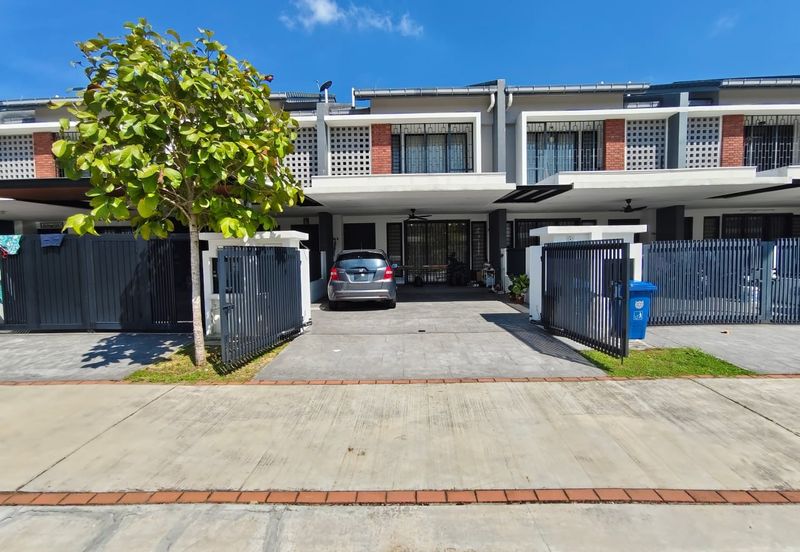 Elmina Green Three @ City of Elmina