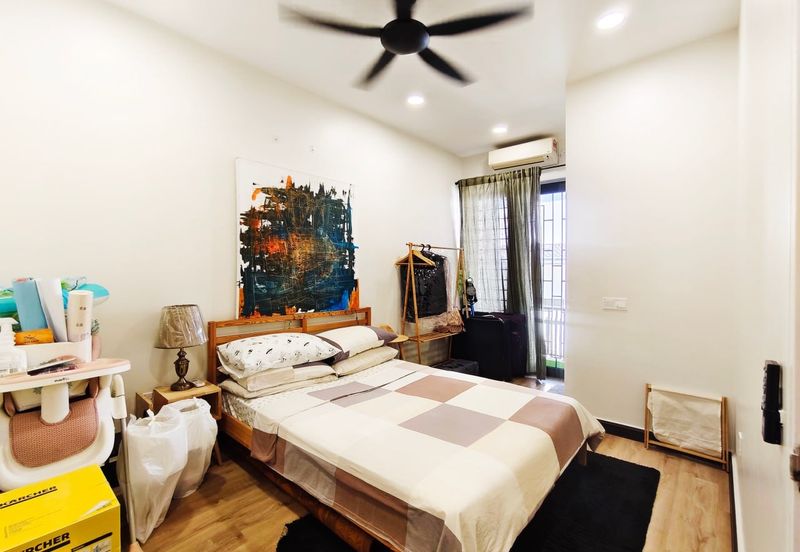 Elmina Green Three @ City of Elmina