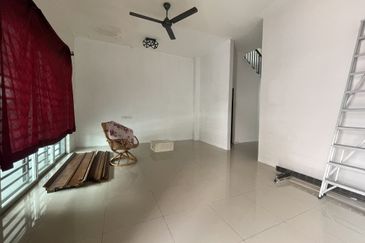 TAMAN GERBANG LAHAT BISTARI