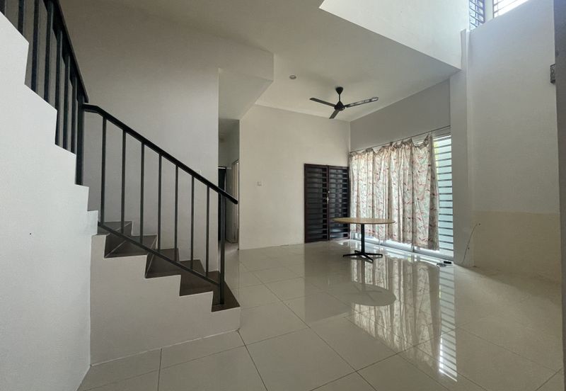 TAMAN GERBANG LAHAT BISTARI