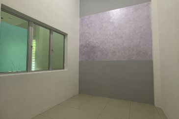 TAMAN GERBANG LAHAT BISTARI