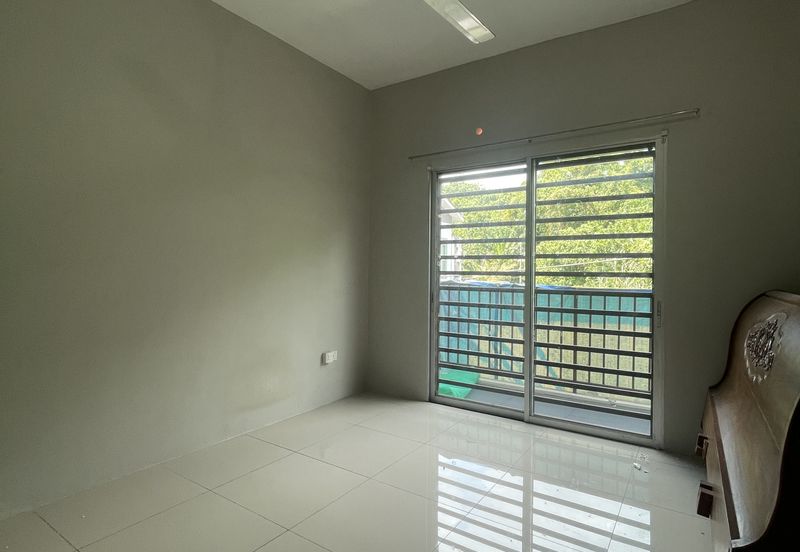 TAMAN GERBANG LAHAT BISTARI