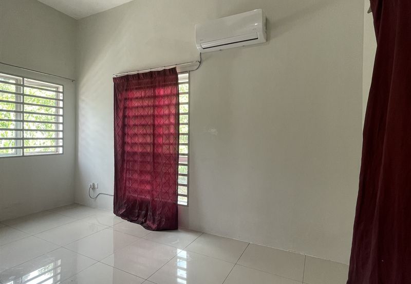 TAMAN GERBANG LAHAT BISTARI