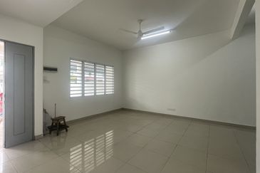 Tmn Klebang Perdana Double Storey House for Sale 