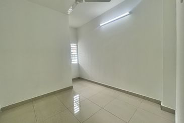 Tmn Klebang Perdana Double Storey House for Sale 