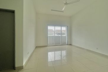Tmn Klebang Perdana Double Storey House for Sale 