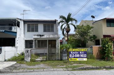 Tmn Cempaka Double Storey House for Sale