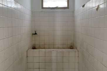 Tmn Cempaka Double Storey House for Sale