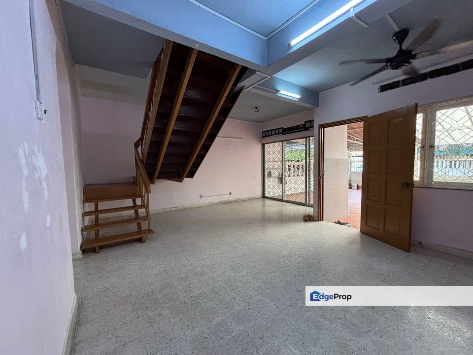 [FULLY RENOVATED] Double Storey Terrace House Taman Sri Muda Seksyen 25 Shah Alam , Selangor, Shah Alam