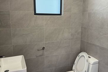 SUNSURIA FORUM SERVICED APARTMENT